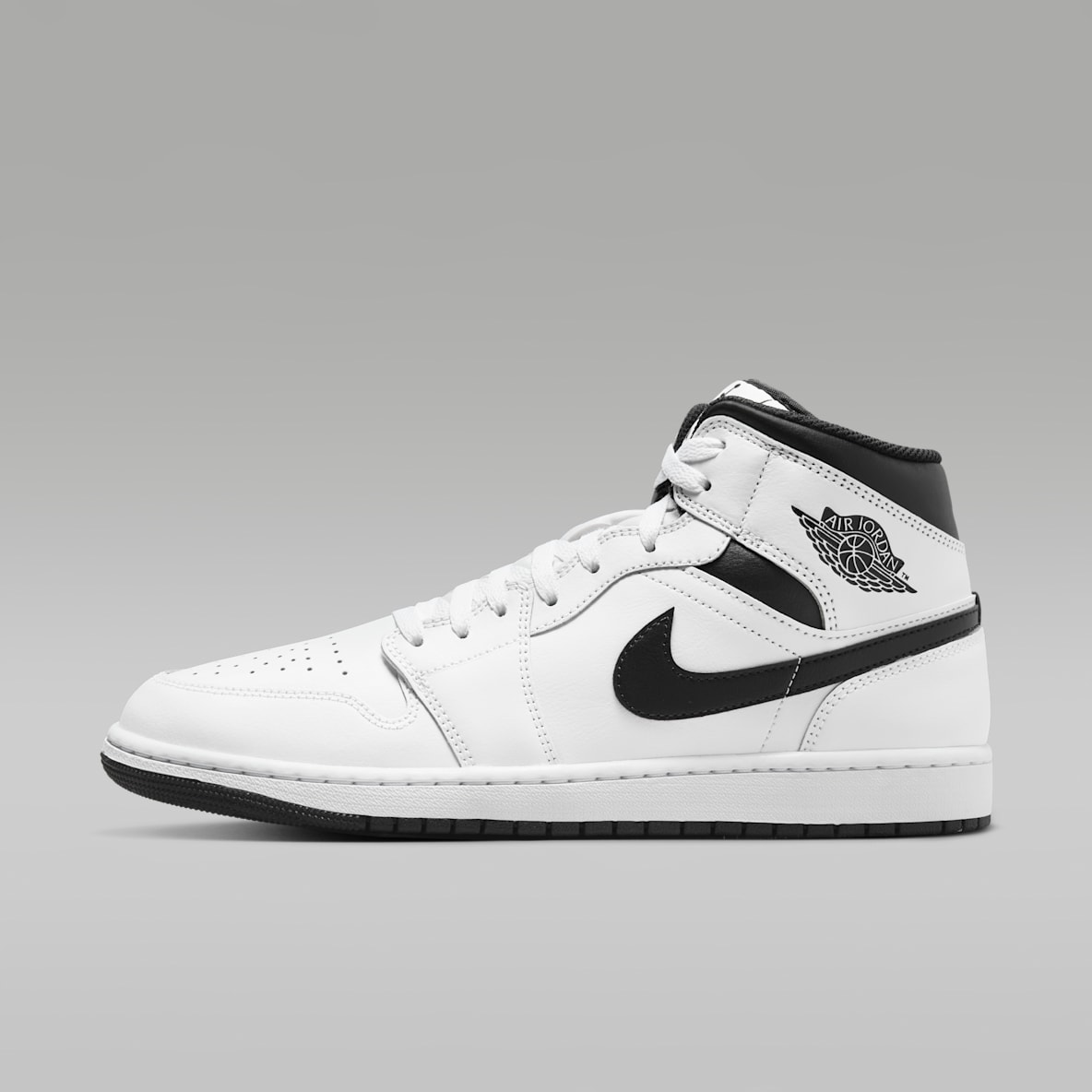 Nike GS Air Jordan 1 Mid White/Black 25㎝ Buy Nike Men's Air Jordan 1 Mid White/Black Basketball Shoes